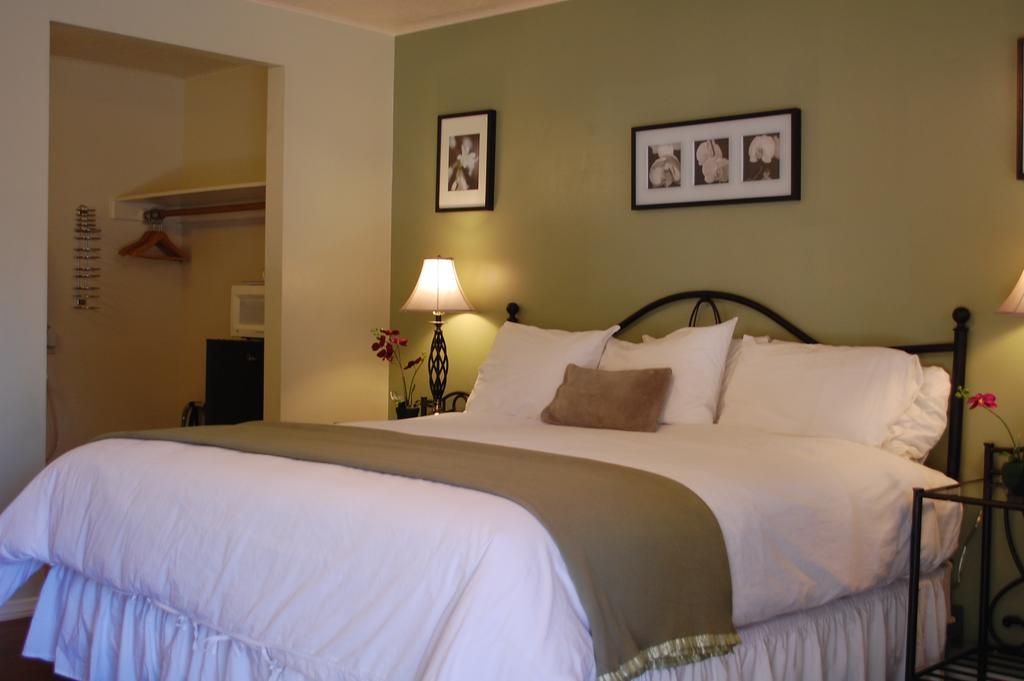 El Rancho Motel Bishop Chambre photo