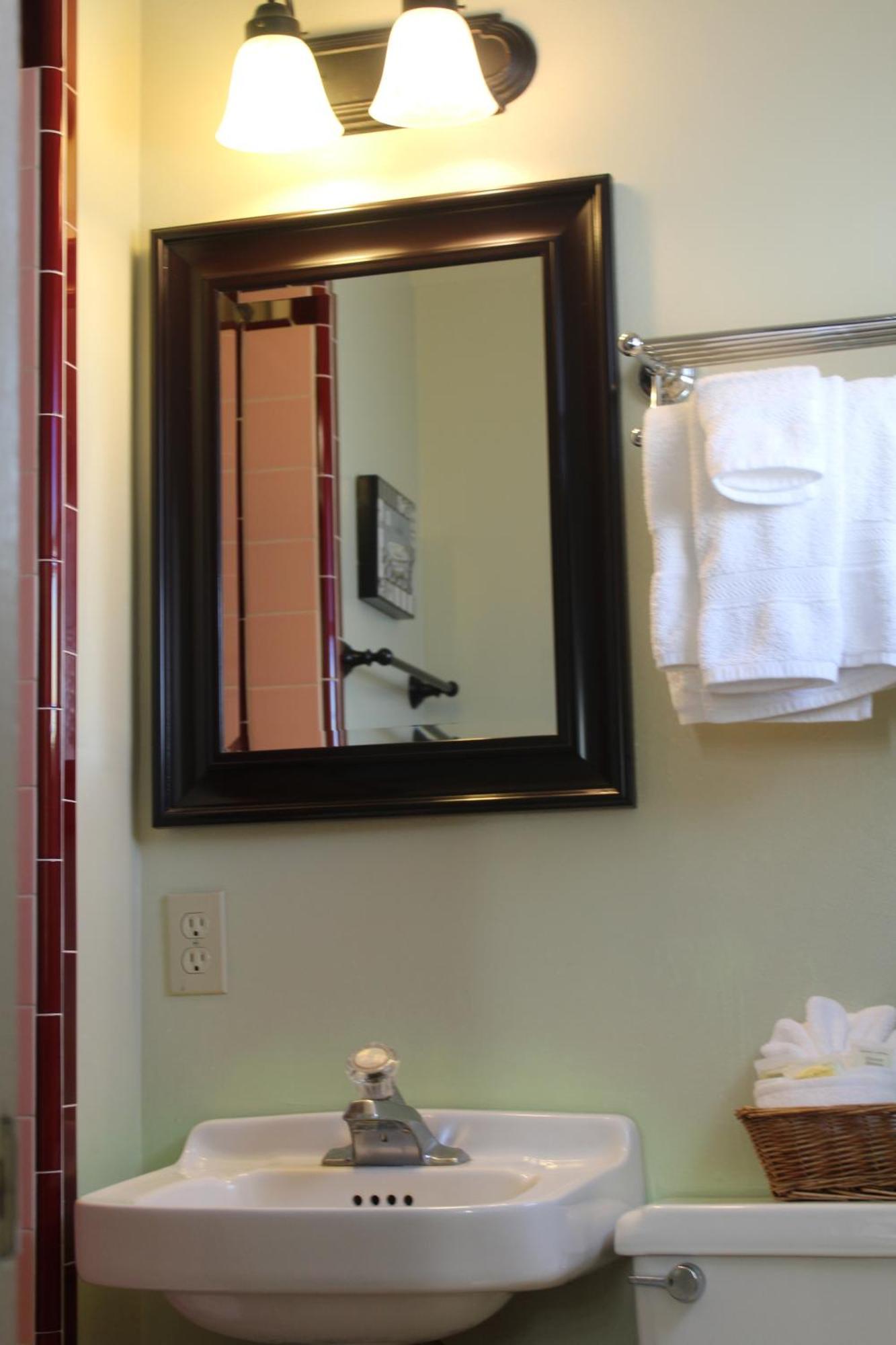 El Rancho Motel Bishop Chambre photo