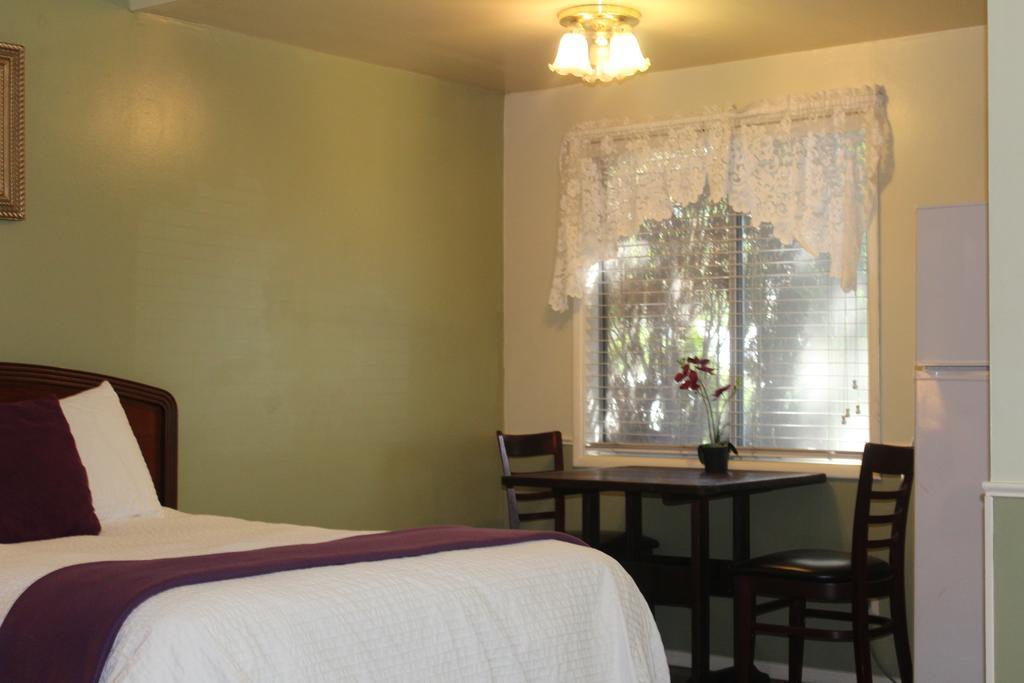El Rancho Motel Bishop Extérieur photo